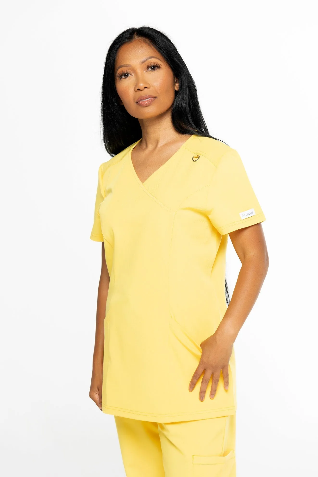 CLASSIC COLLECTION V-NECK TOP | CLASSIC WT2