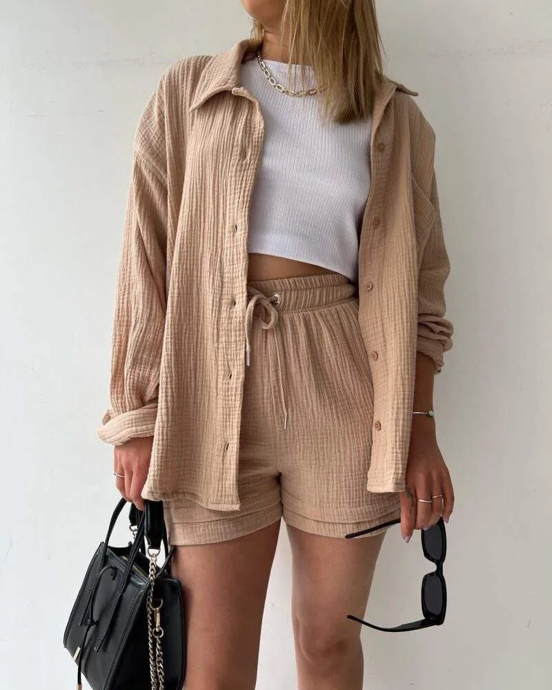 Trendy Ladies Set with Shirt and Shorts