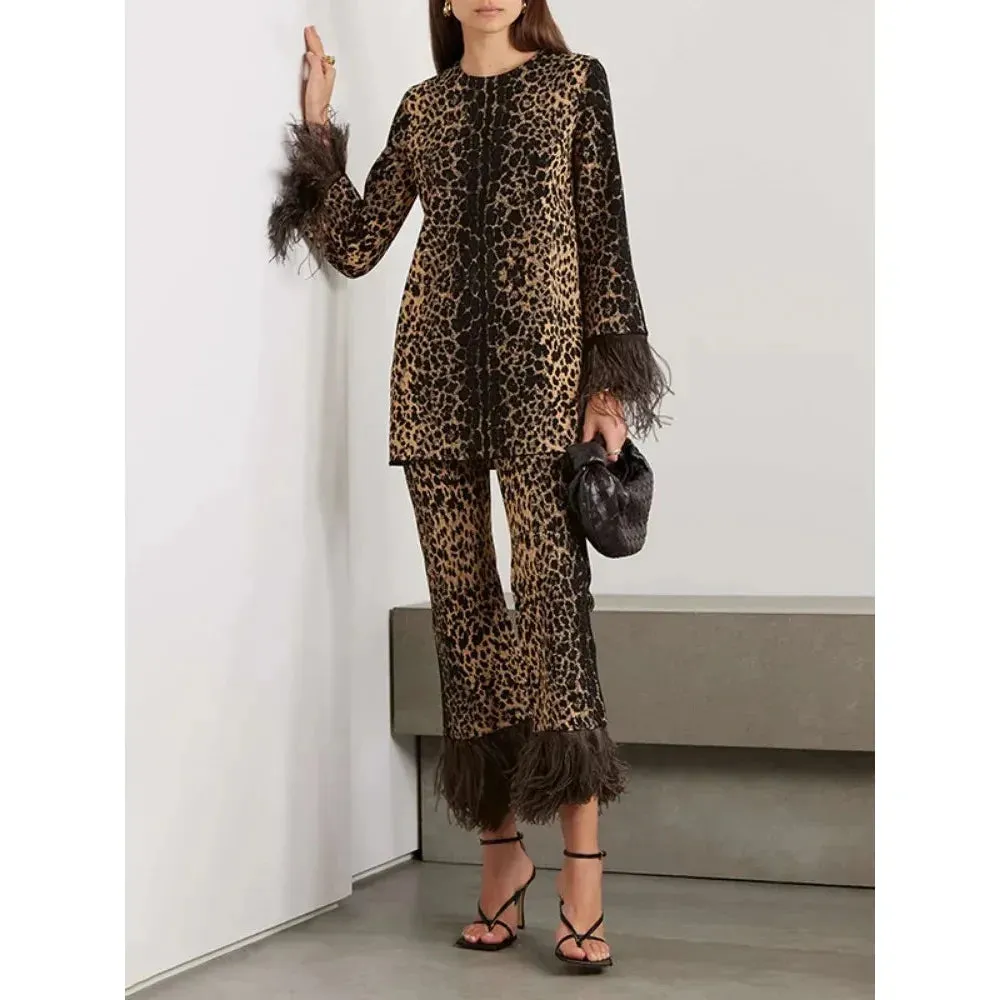 Women's Leopard Print Autumn & Winter Suit Round Neck Loose Fit